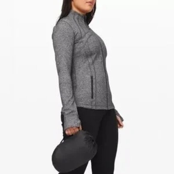NWT Lululemon Women's Pack It Down Jacket - Picture 11 of 11
